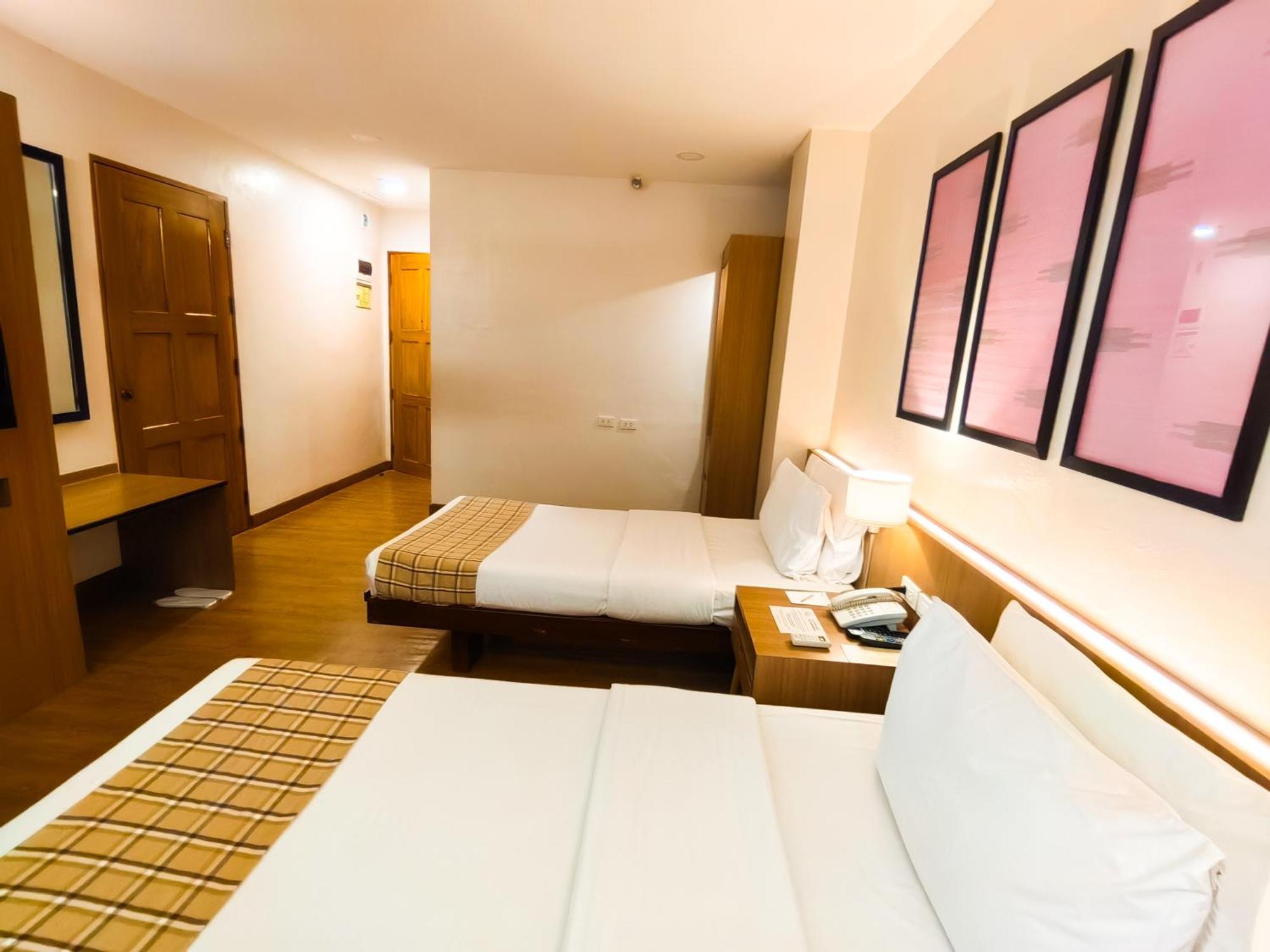 Nature'S Village Resort 巴科洛德 外观 照片