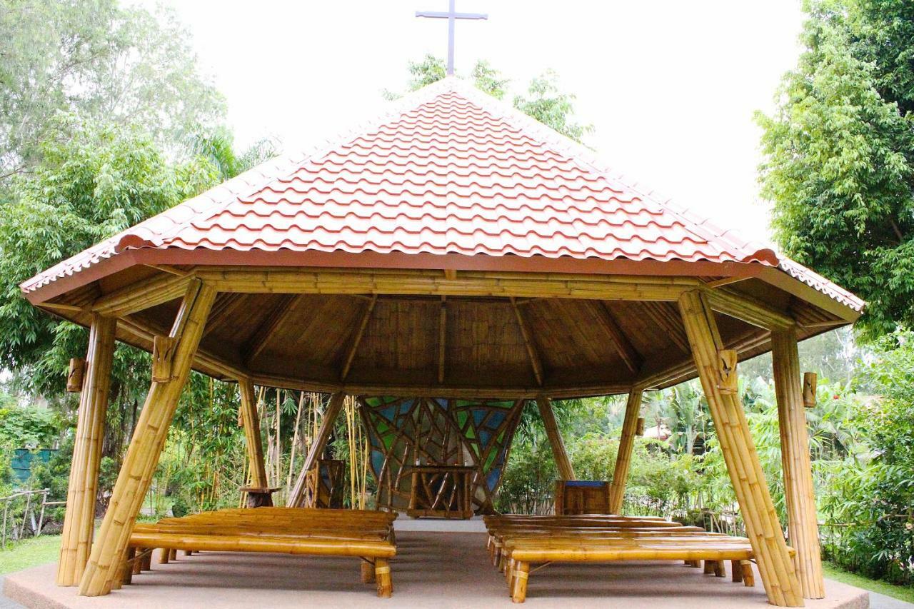 Nature'S Village Resort 巴科洛德 外观 照片